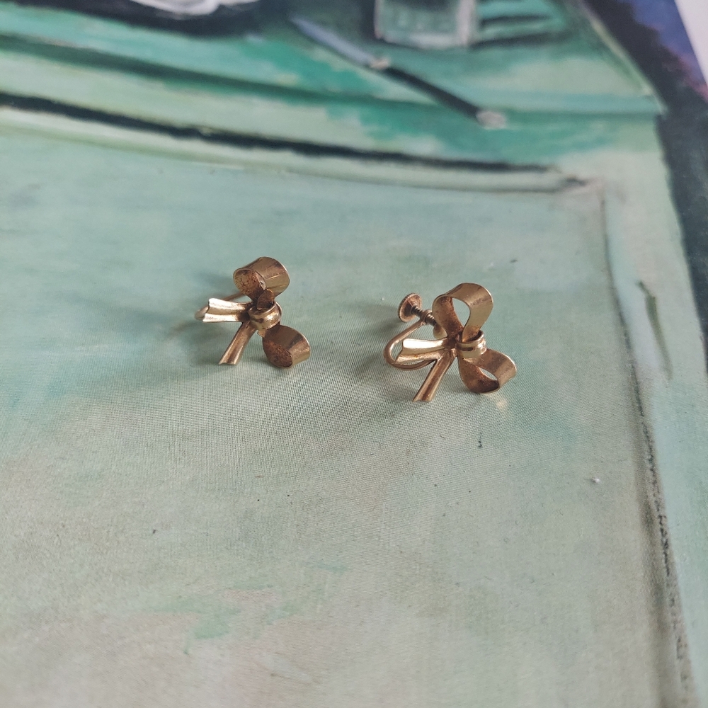 Bow Earrings